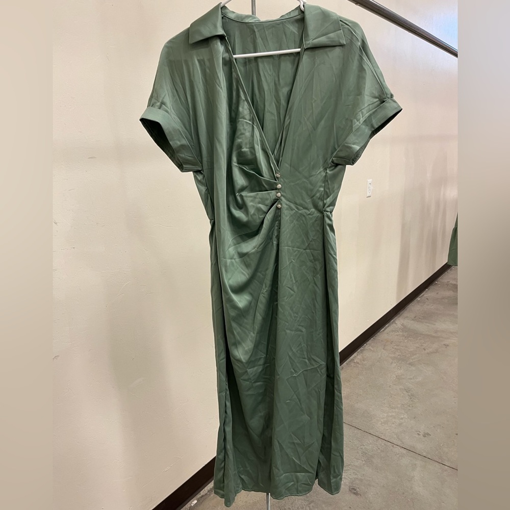 💗 Faux Satin Green Dress